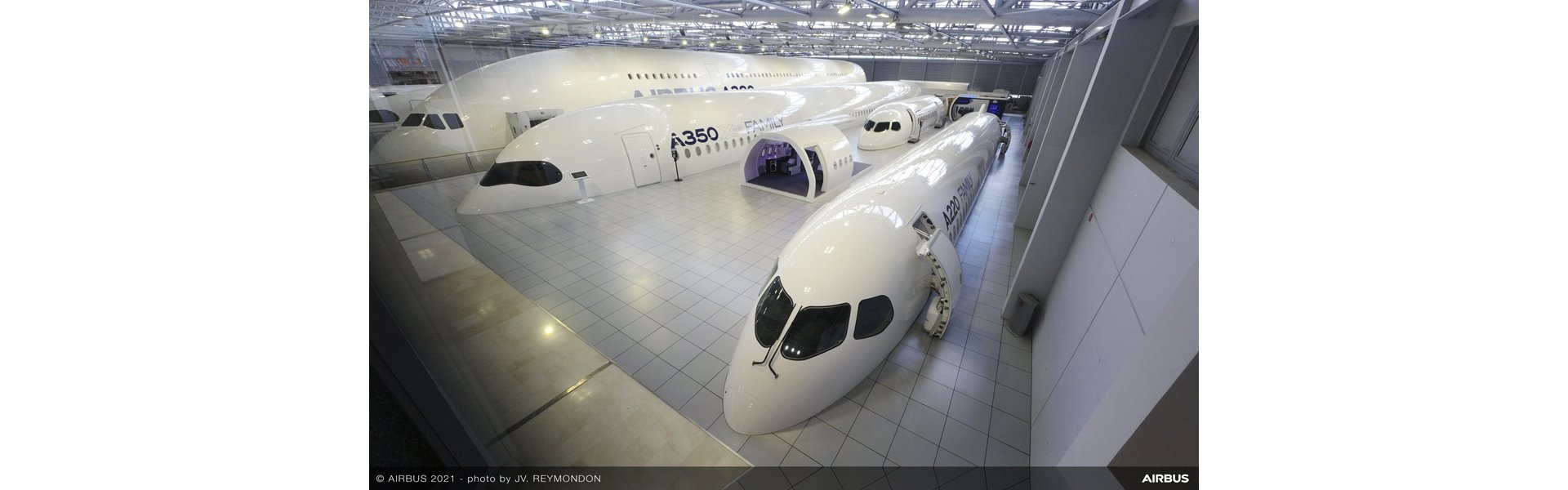 A220 Mock Up Centre 046