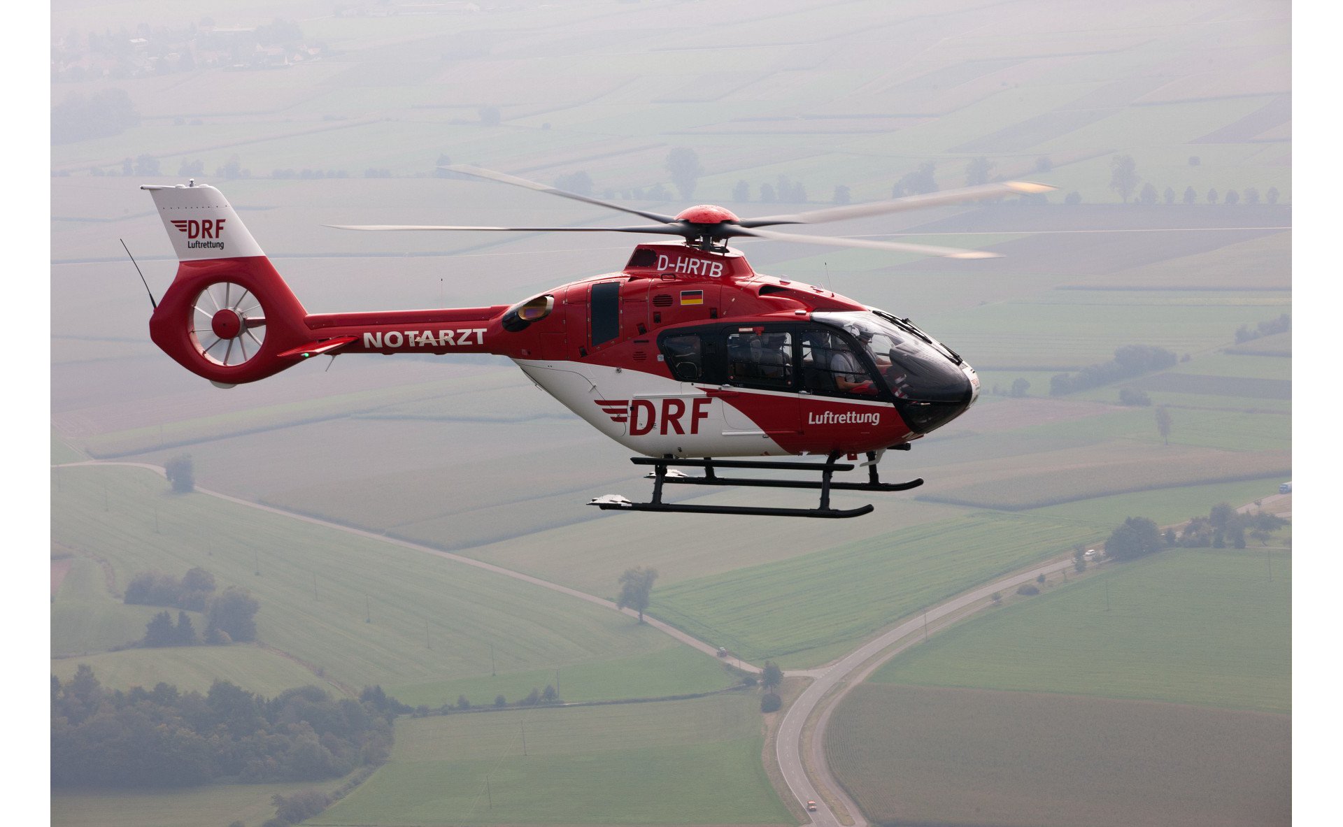 H135