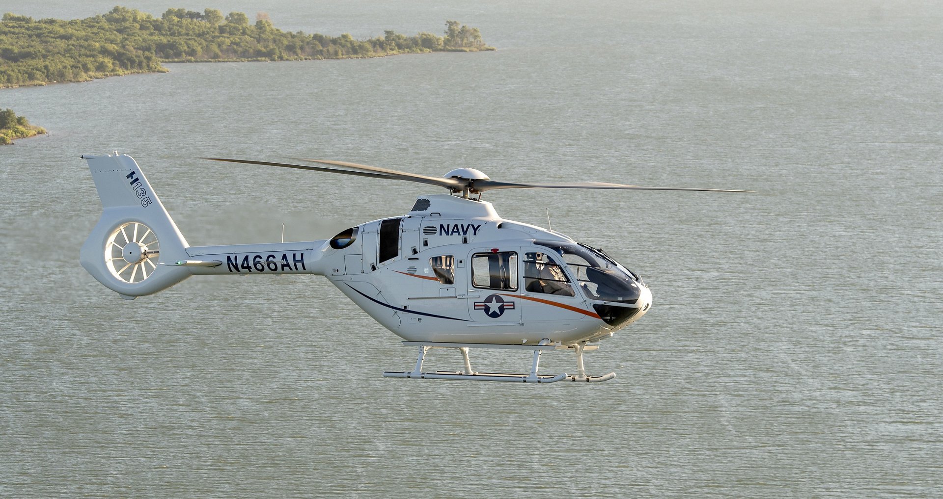 Airbus Helicopters To Showcase H135 As Future Navy Helicopter Trainer During U S Navy Fleet Fly In Event Helicopters Airbus