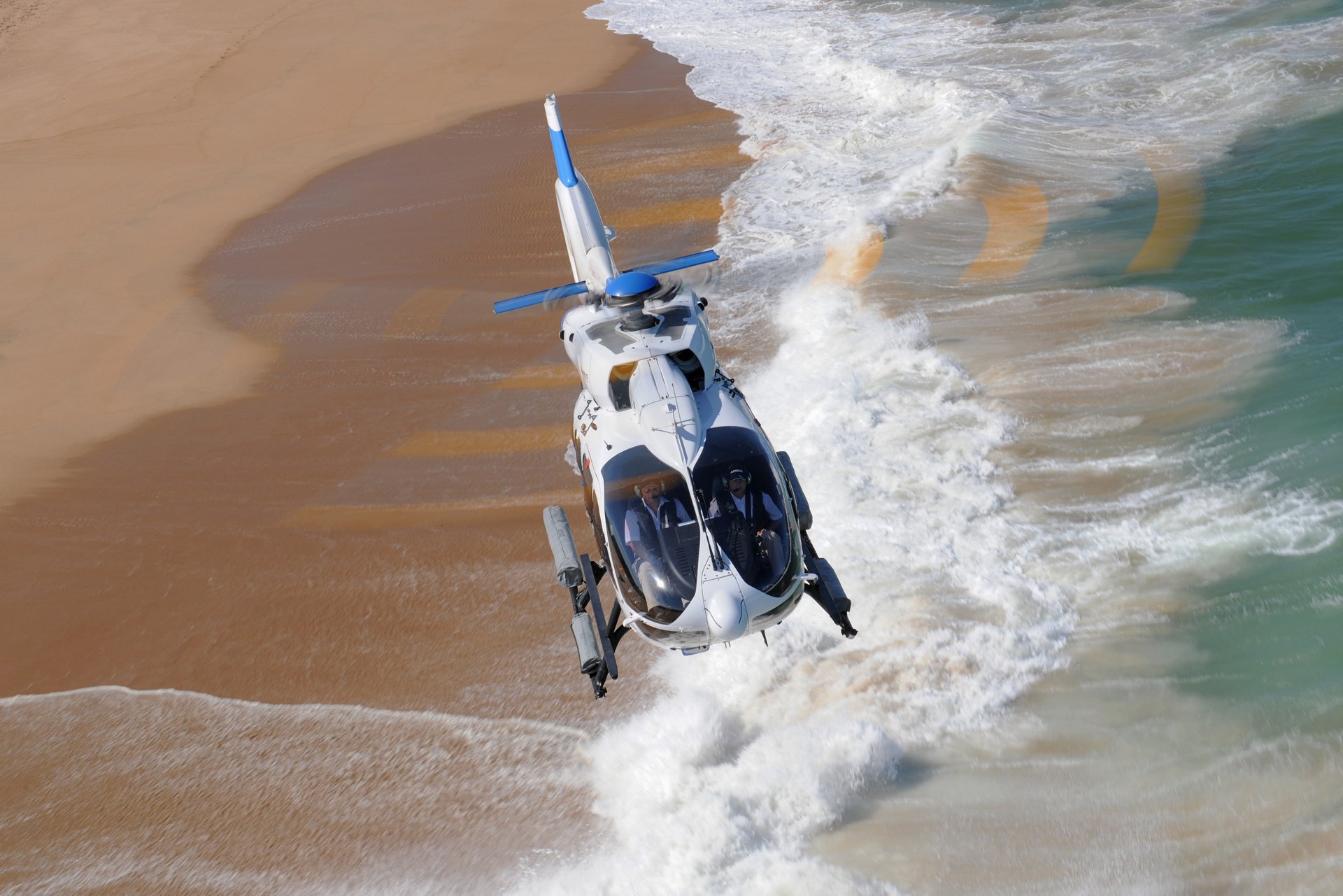 The customer orders two H145s to serve the energy industry