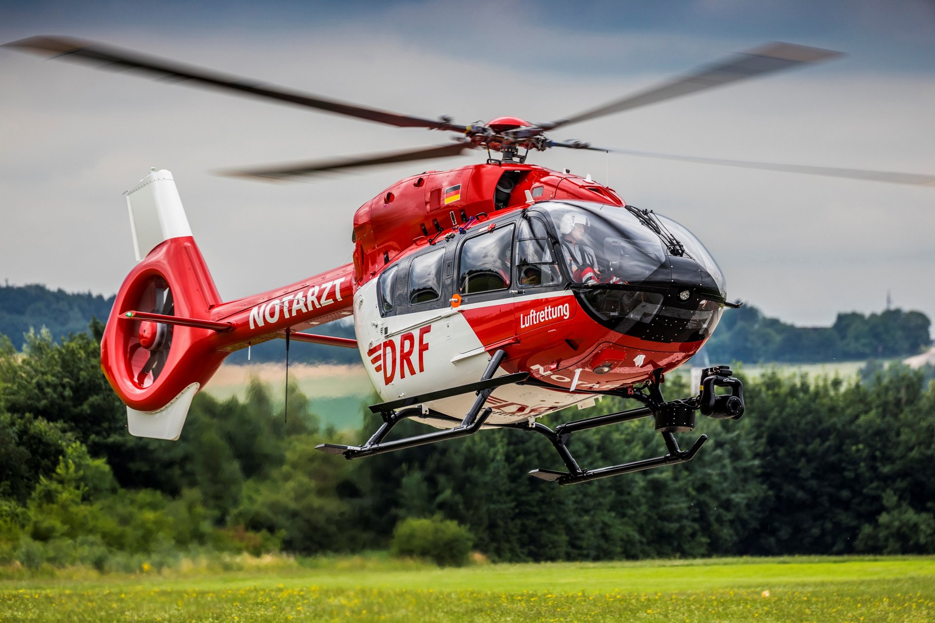 At Helitech, Airbus Helicopters and DRF Luftrettung have
signed a contract about the delivery of three H145s in 2019.
