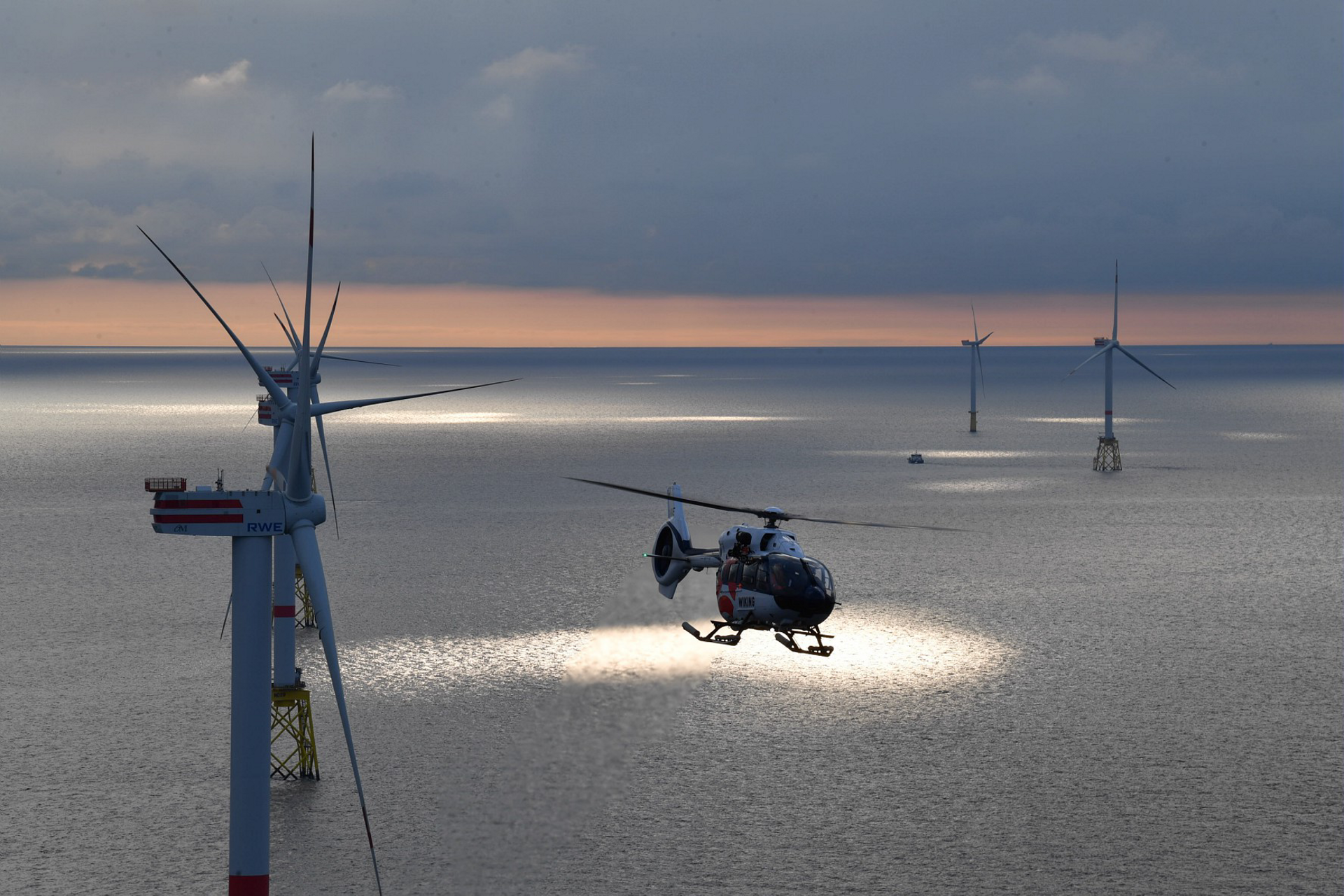 Wiking Helicopter Services just took delivery of a new H145, bringing its fleet to four H145s used in sea pilot transfers,  and technician wind farm transports from their base Wilhelmshaven, Emden, Wick (UK) and soon from Beccles (UK), Eemshaven and Den Helder (NL).