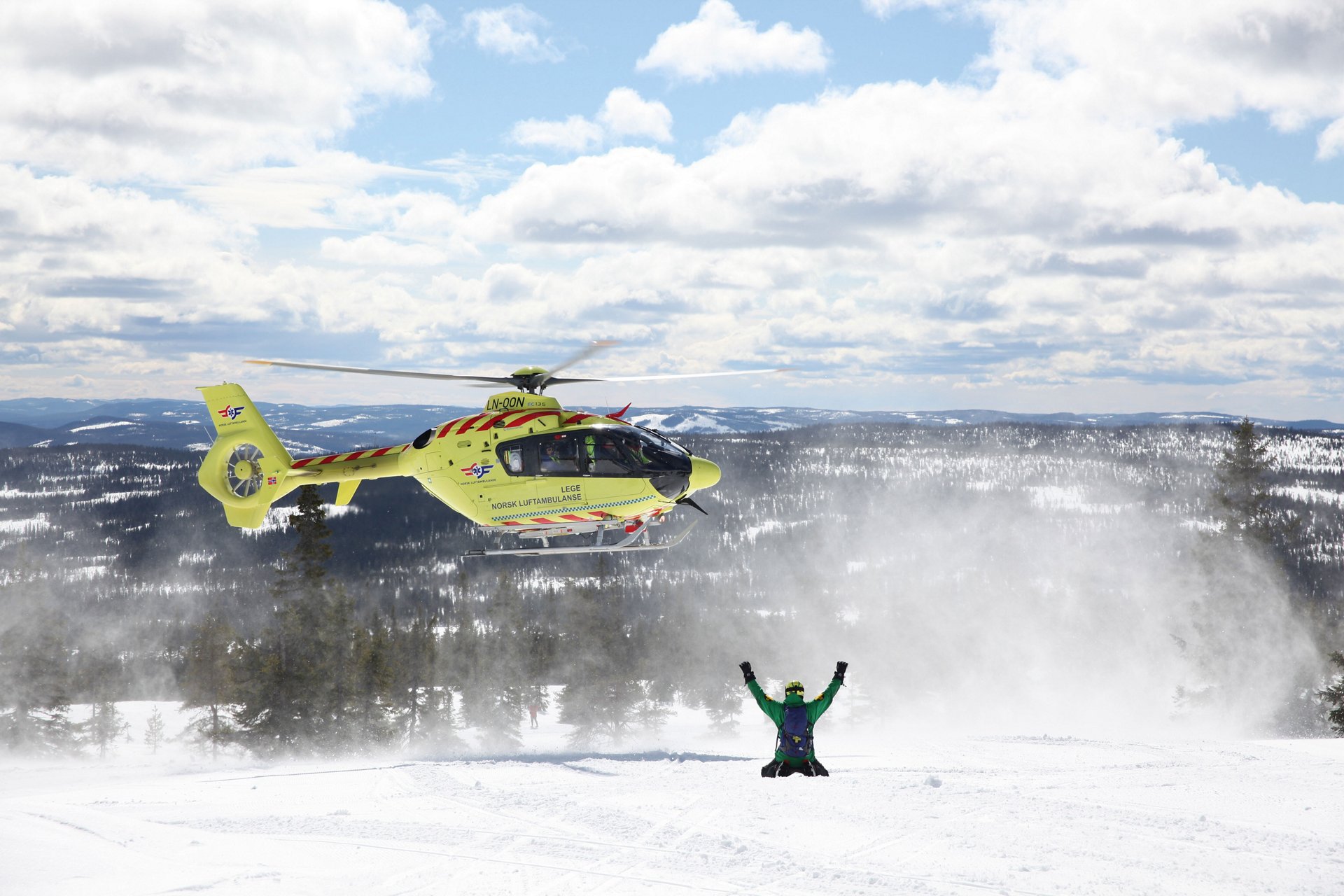 The H145 is ideally-suited for providing Helicopter Emergency Medical Services (HEMS) across Norway’s challenging terrain