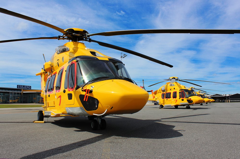 Airbus Helicopters and NHV celebrate three years since the introduction of the H175 to the North Sea and strengthen their partnership to keep setting standards for offshore transport operations with super medium helicopters.