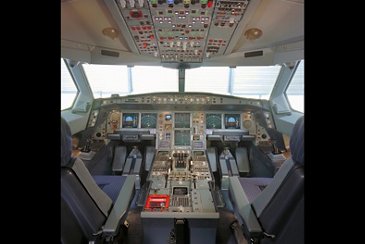 A340-600 Airbus cockpit