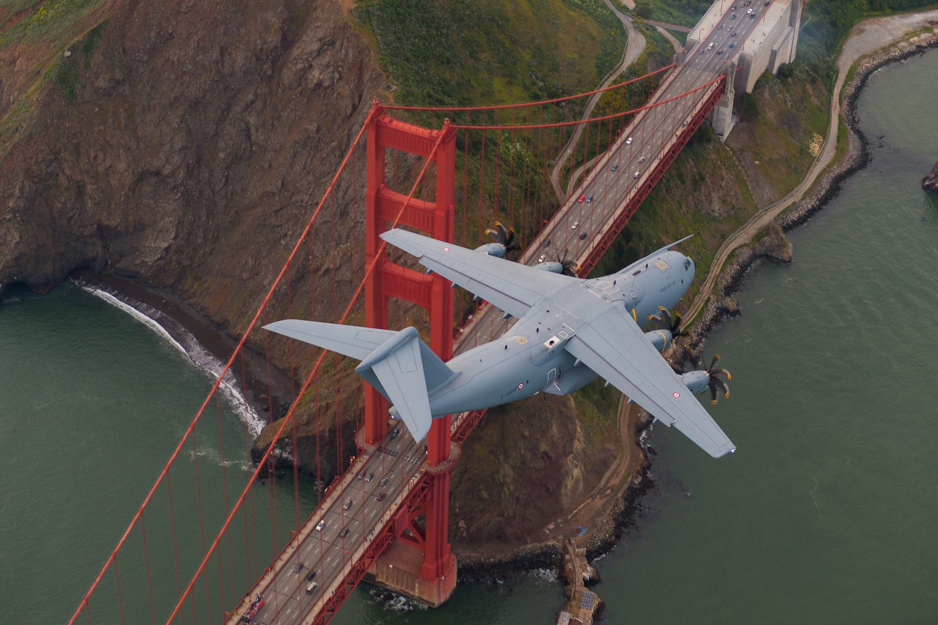 A400M Flying over Golden Gate bridge - San Francisco
