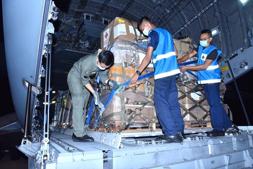 RMAF’s A400M sending essential supplies