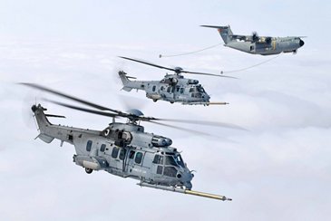Airbus A400M successfully conducts major helicopter refuelling certification campaign