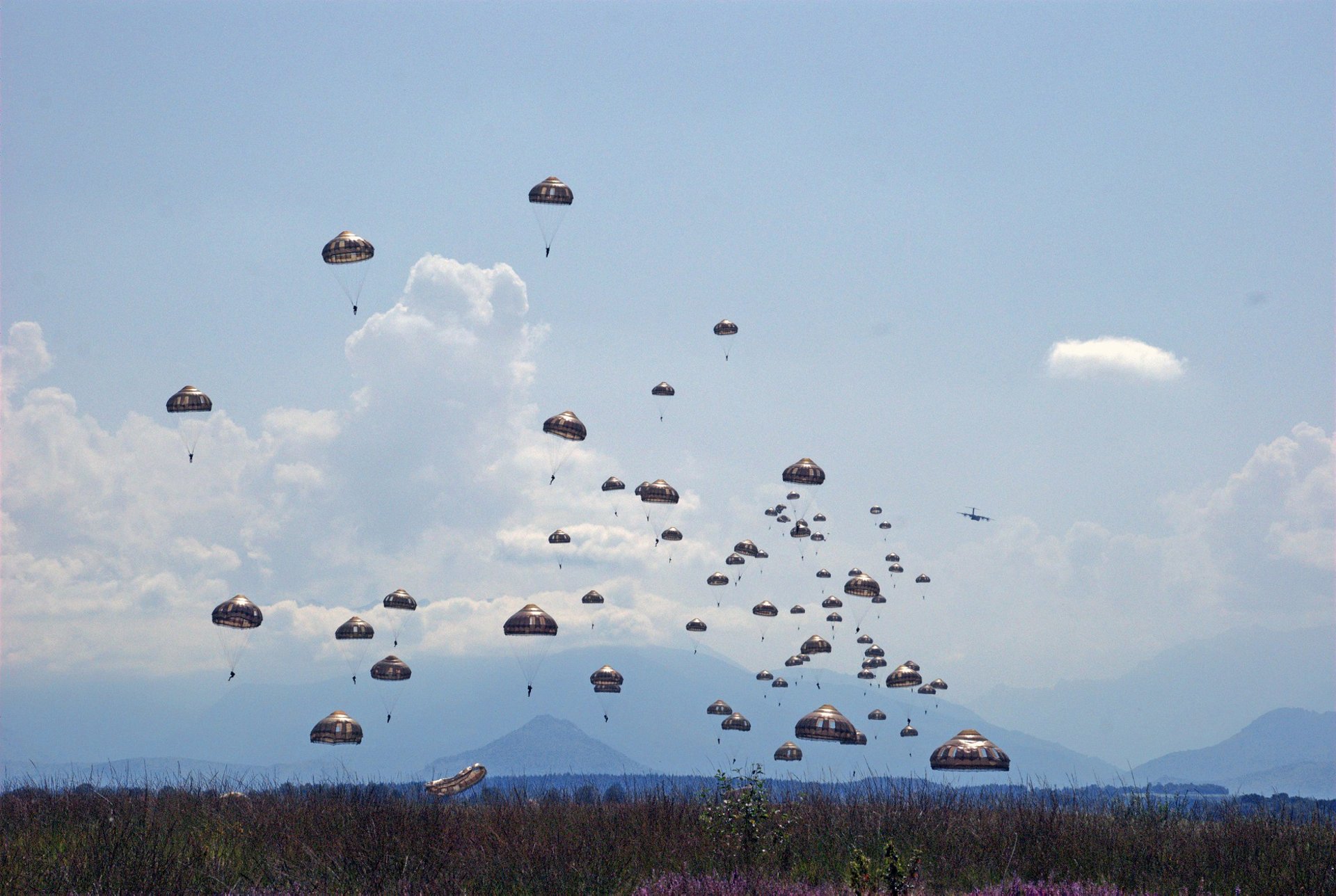 Paratroopers_A400M_Certification.jpg