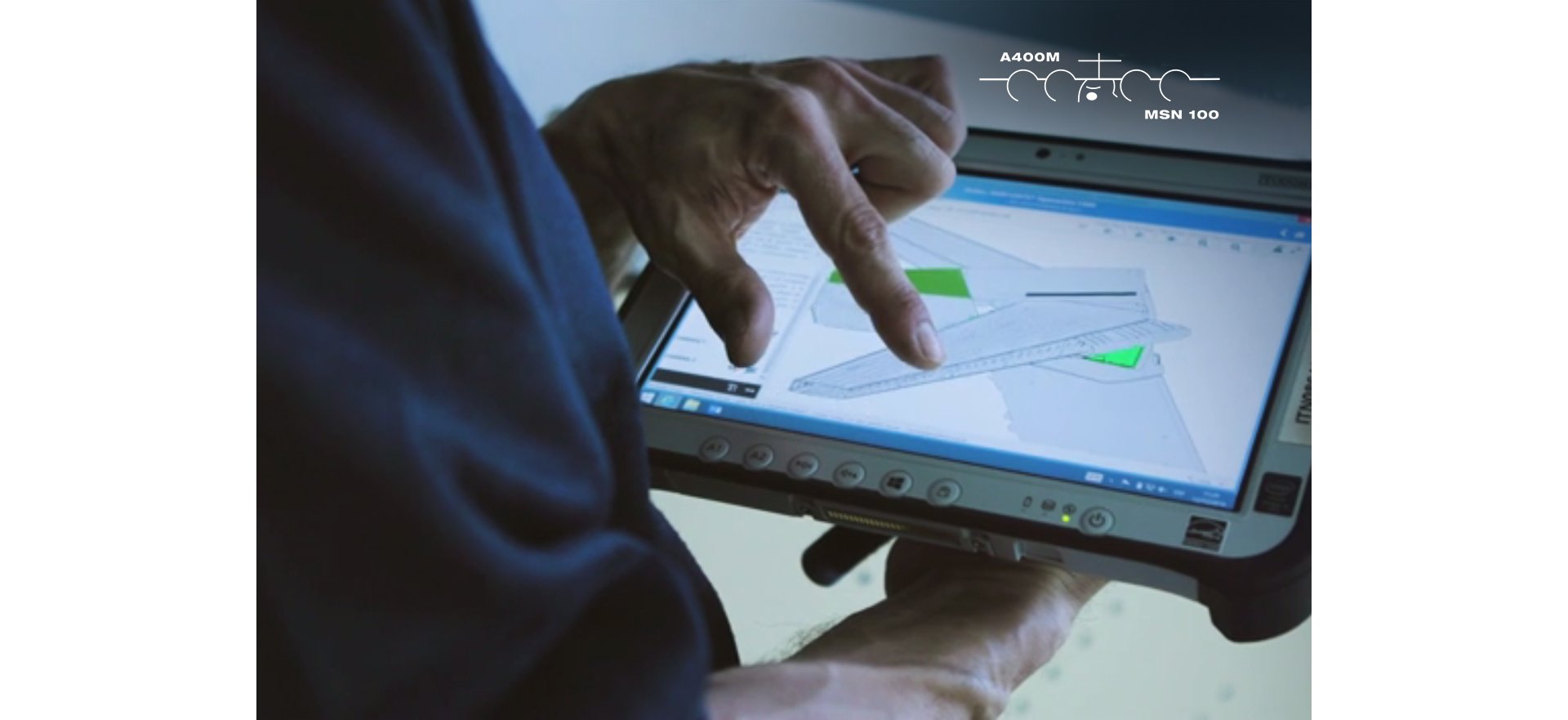 The A400M MSN 100’s assembly continues at Station 50 in the Airbus final assembly facility in Seville, Spain, including alignment of the horizontal and vertical tailplanes using such digital tools as tablets and the performance tracker to organise the daily tasks and ensure high quality.


