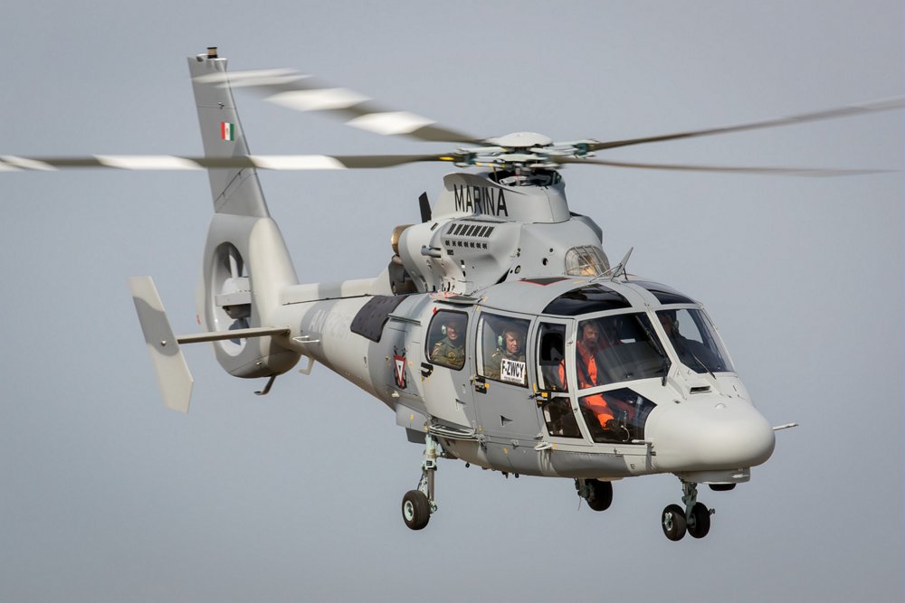 The Mexican Navy received its first AS565 MBe Panther helicopter from Airbus in 2016.  