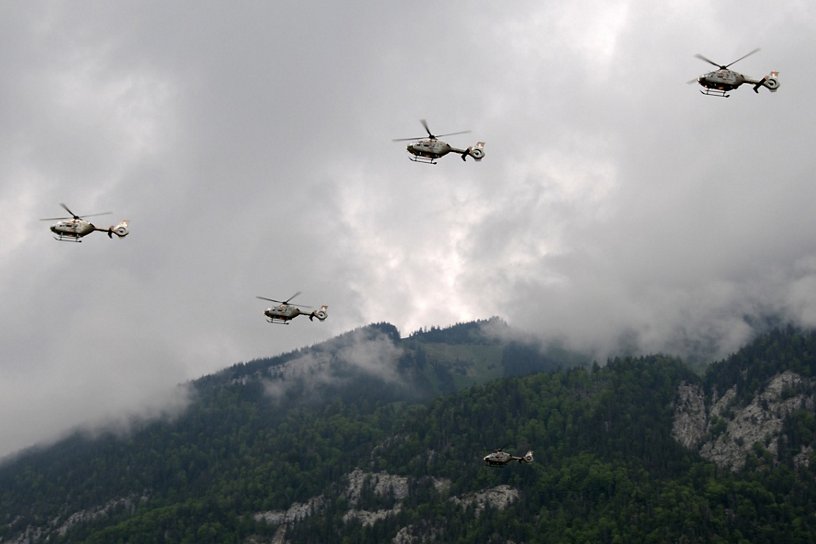 H135 is “top gun” for military helicopter training around the globe