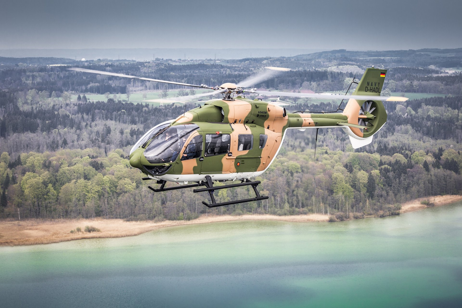 The H145M is the answer to today’s most demanding operations for which high versatility, high performance and cost effectiveness are needed.