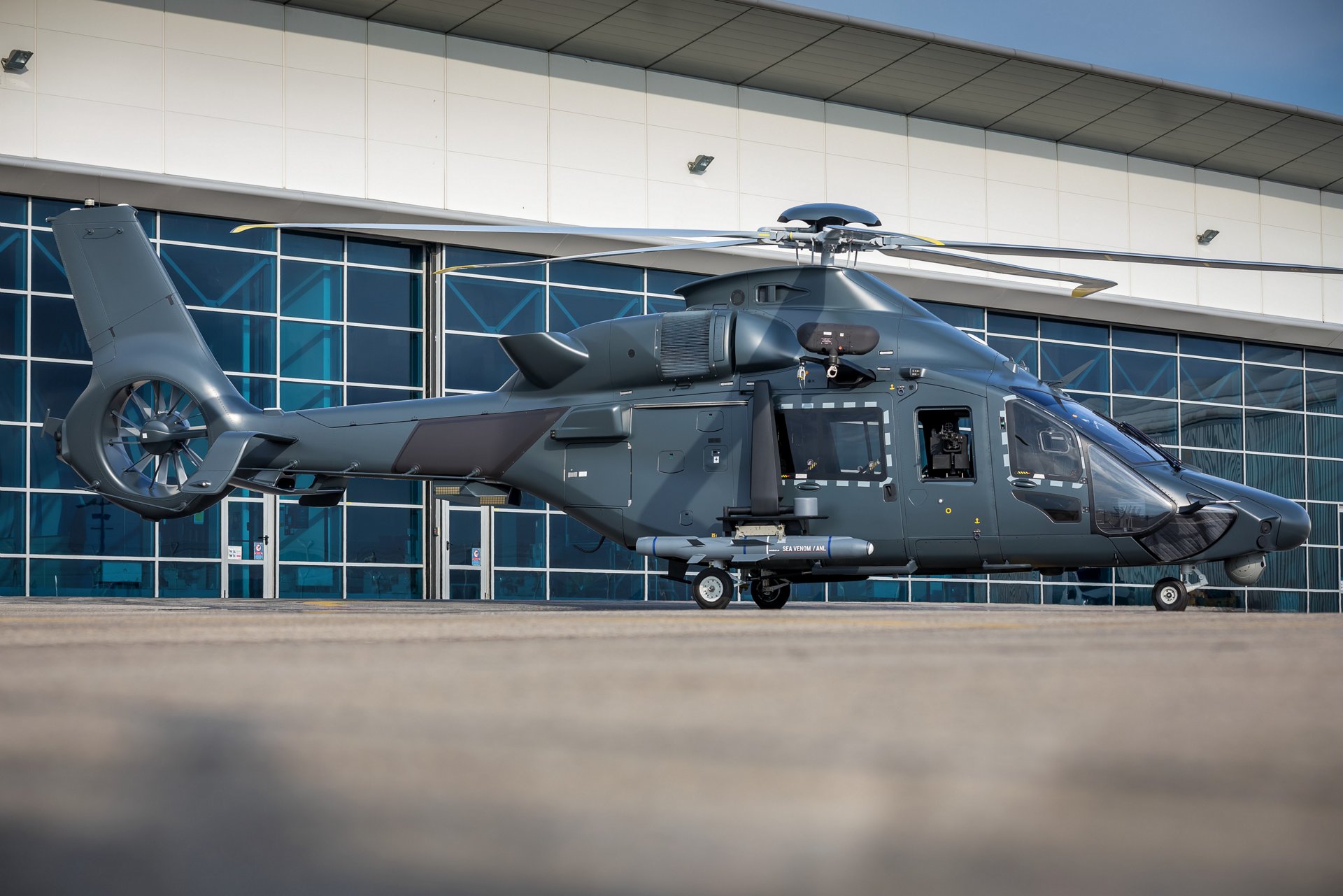 Airbus Helicopters and the French Armament General Directorate (DGA) are pursuing a new set of studies to further the militarisation of the H160 and to define its associated support ecosystem in the frame of the Joint Light Helicopter program (Hélicoptère  Interarmées Léger: HIL) .