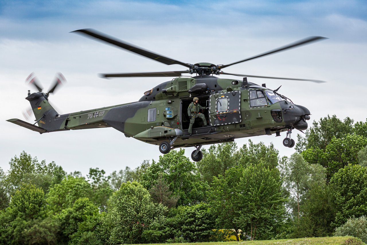Airbus Helicopters as prime contractor will work together with Dresden-based Elbe Flugzeugwerke to maintain the German Armed Forces’ (Bundeswehr’s) NH90 fleet.