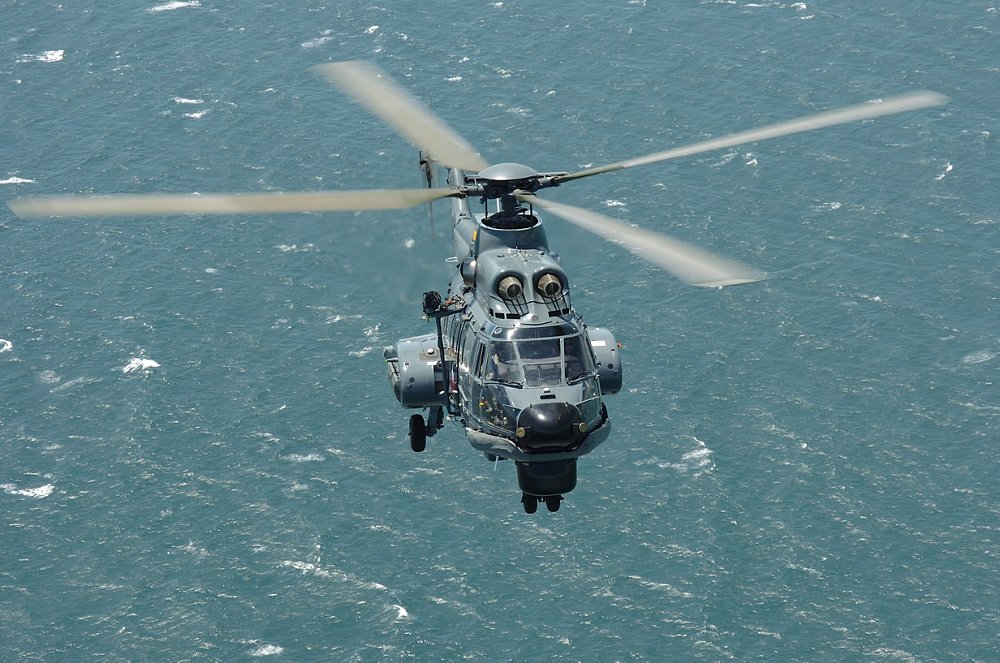AS332 F1 Super Puma