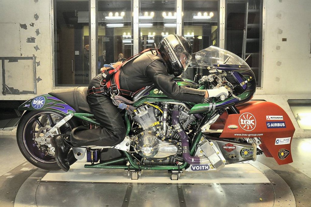 The Airbus Engineering Design & Services initiative offers the company’s knowledge and skills to other industry sectors – including automotive – that can benefit from its unrivalled expertise, as illustrated by this wind tunnel evaluation of a motorcycle