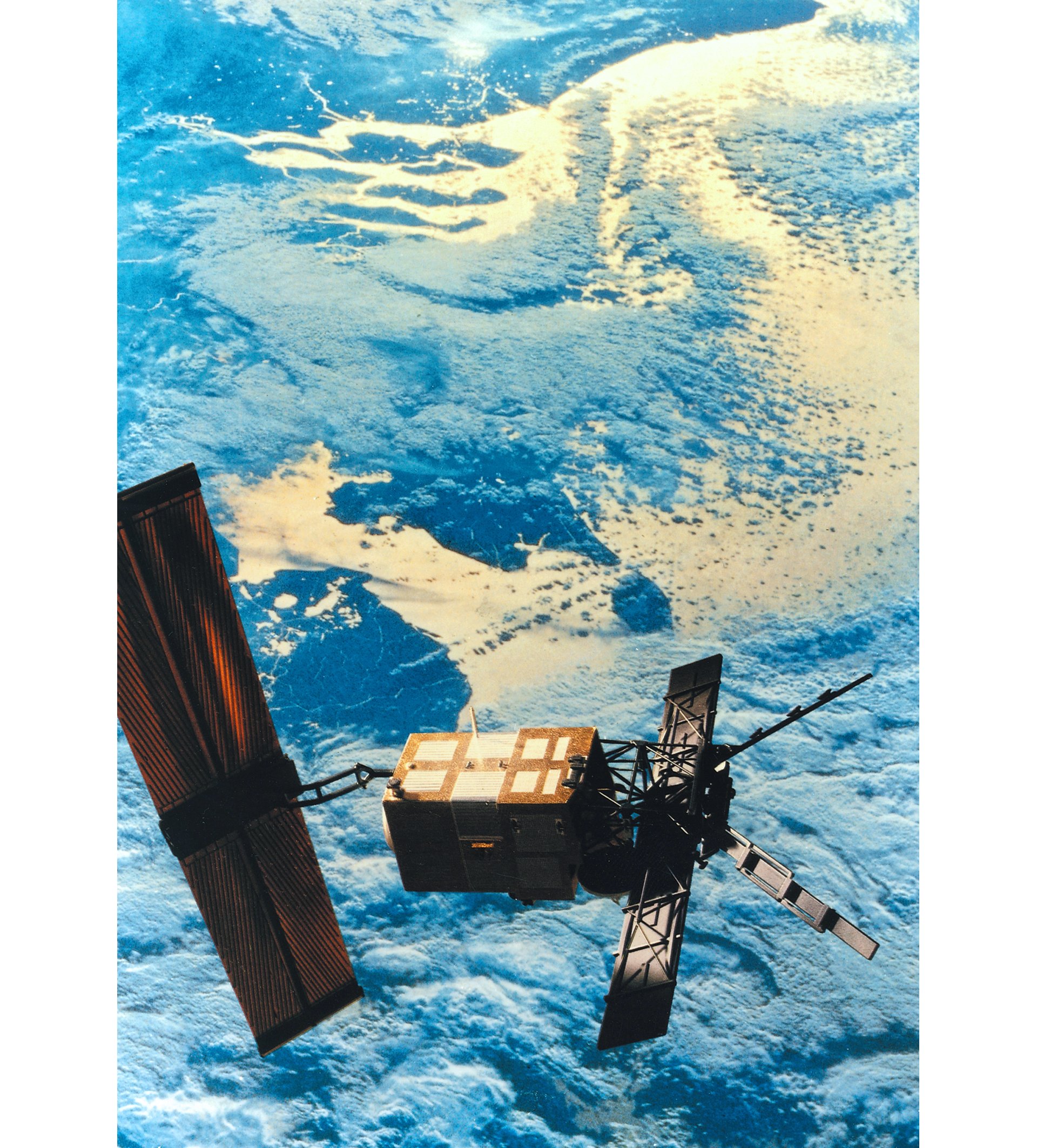 Thirty years ago, on 17 July 1991, at exactly 03:46 (CEST), an Ariane 4 launch vehicle took off into space with the Earth observation satellite ERS-1 of the European Space Agency (ESA). The abbreviation stands for European Remote-Sensing Satellite and the "1" marks it as the first of its kind. ERS-1 is the ancestor of all modern European Earth observation satellites. The ERS-1 mission marks both the beginning of ESA's modern Earth observation and the start of a long and successful remote sensing history for Airbus' space division.
