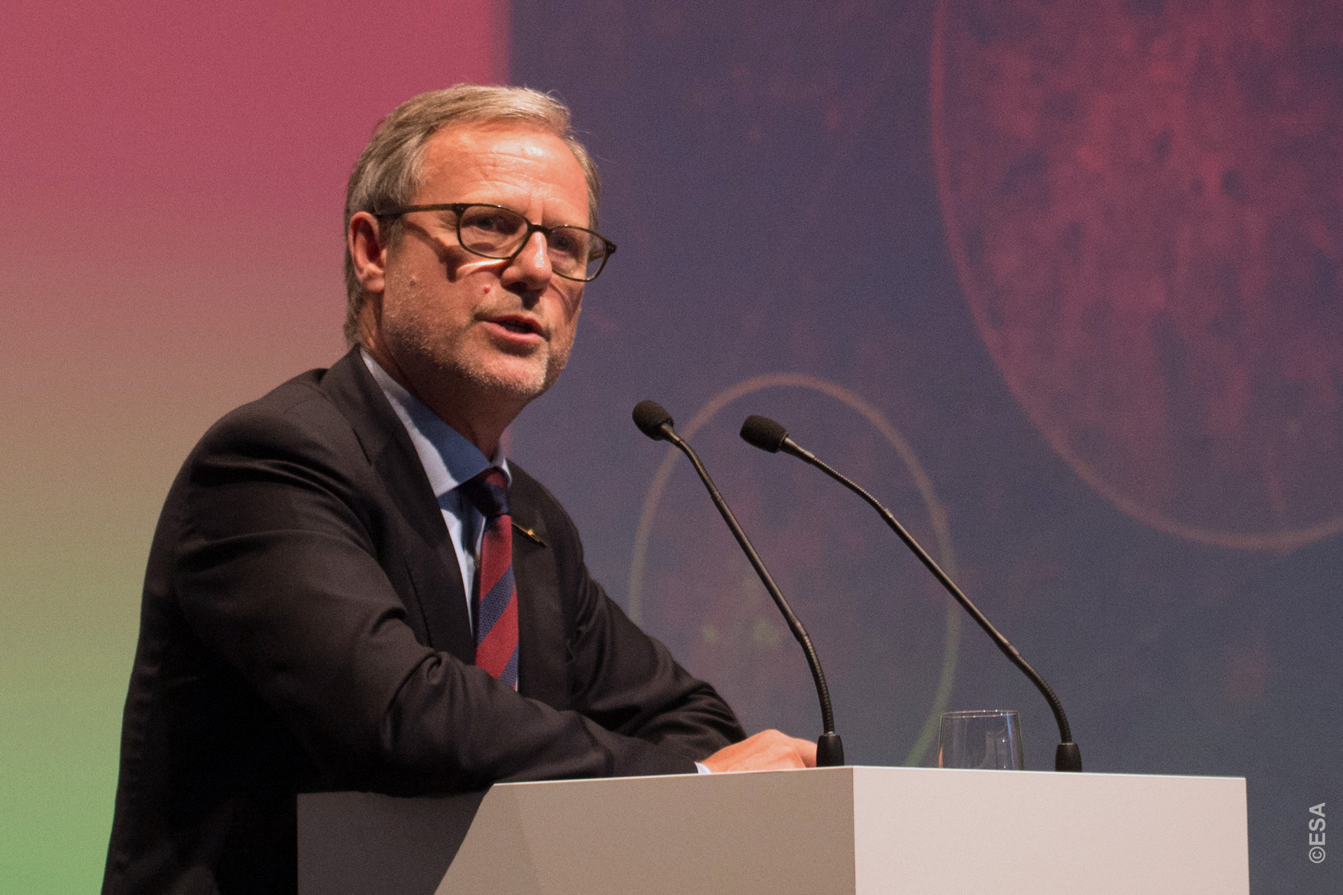Volker Liebig (c)ESA