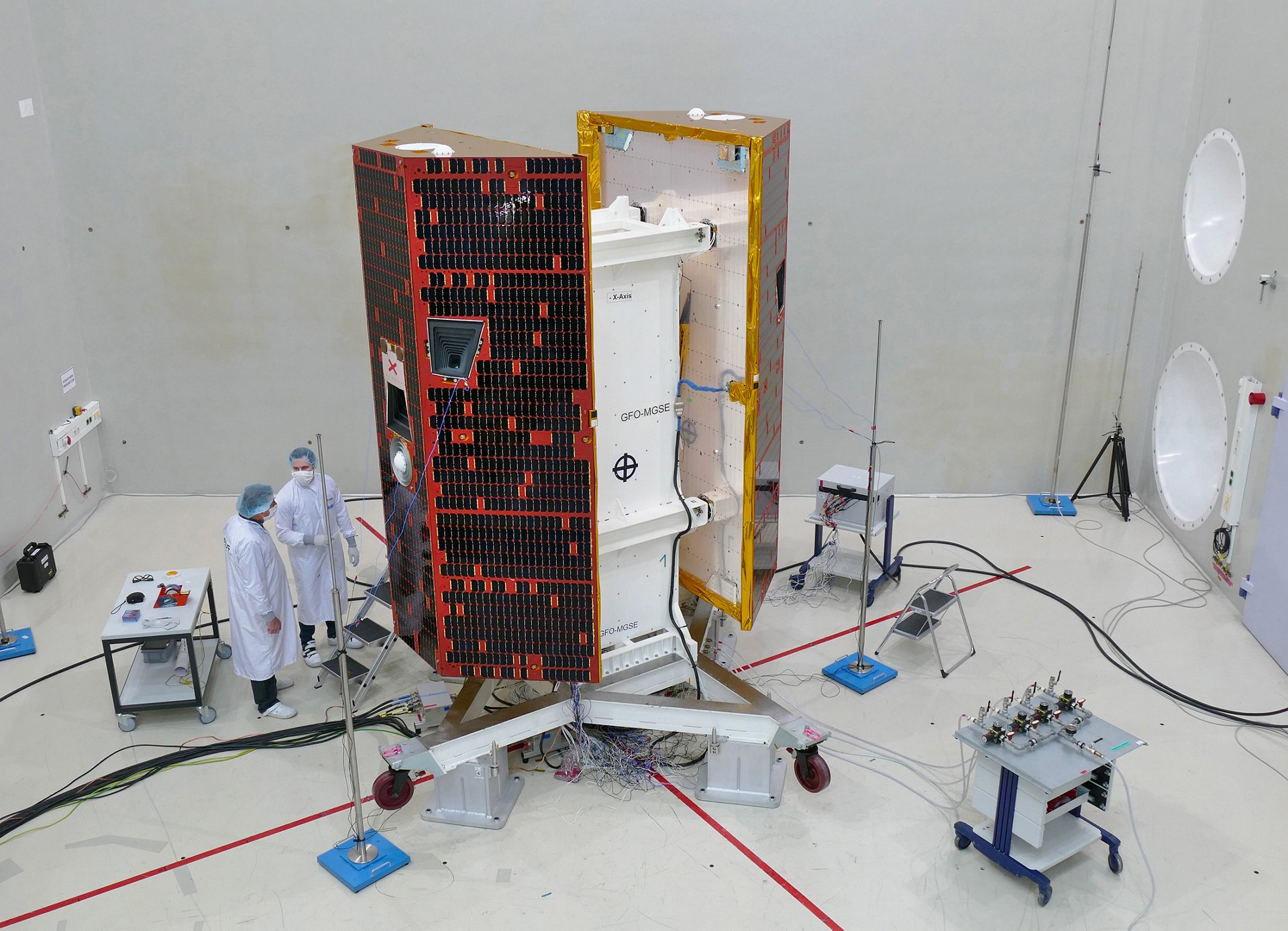 Grace Fo Satellites Get An Earful Space Airbus