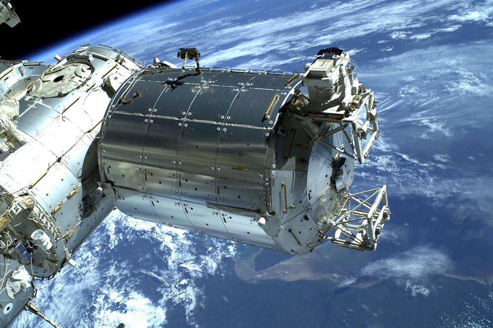 国际空间站(ISS)的哥伦布科学实验室的在轨照片。
