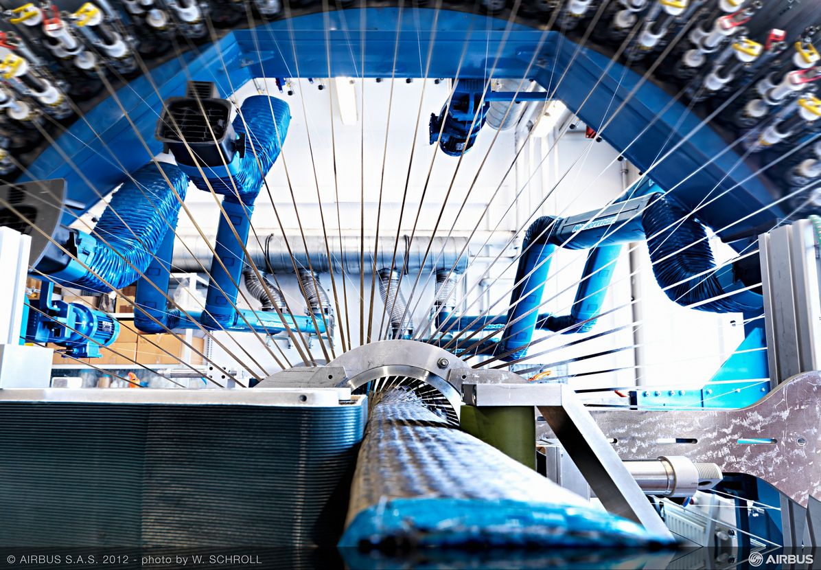 Airbus_Carbon fibre weaving 1